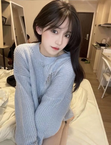 公寓小sao女.身材爆灯屁股很翘，服务走心