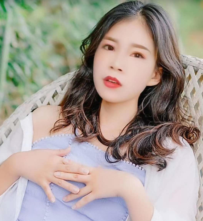 温柔可人型小姐姐